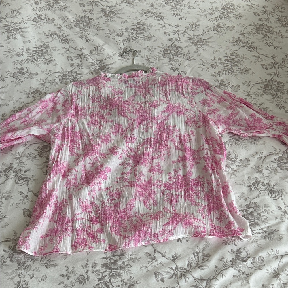 Counterparts Pink and White Floral Blouse - Picture 3 of 3